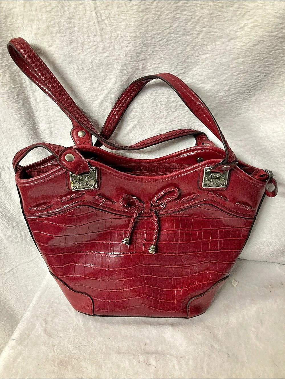 Bueno Embossed Crocodile-Style Tote in Red
